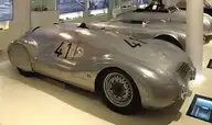 226932