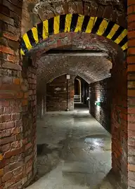 22696