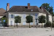 230656