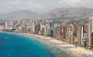 231352
