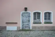 231858