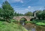 233979