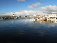 235068