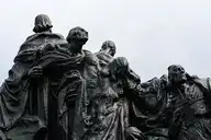 236747