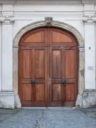 247057