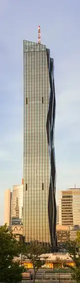24716