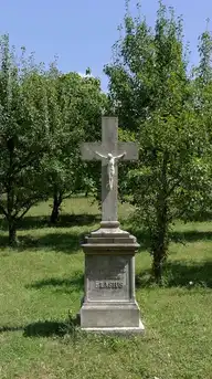 251853