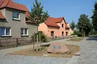 255581