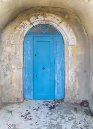256983