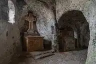 258684