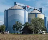 269890