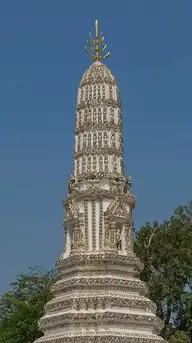 27033