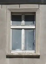 27076