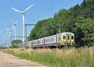 271897