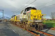 271936