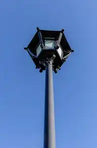 272589