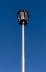 272597