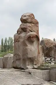 274221