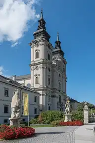 274535