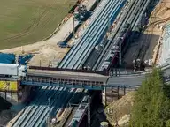 282156