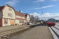 284047