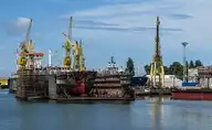 284308