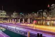 284425