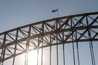 284447