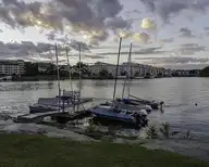 285028
