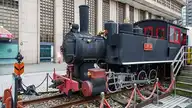 285751