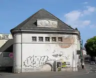 295423