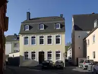 295483