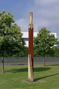 295506