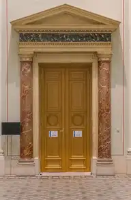 299585