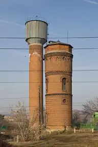 300640