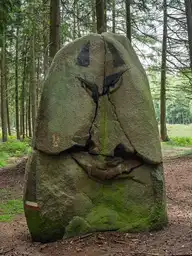 301909