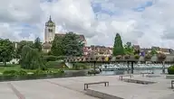 304230