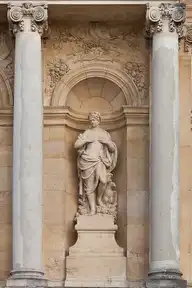 30576