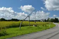 306734