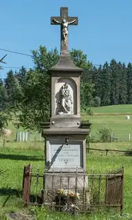 30772
