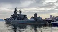 308435