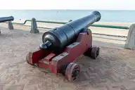 308523