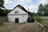 308567