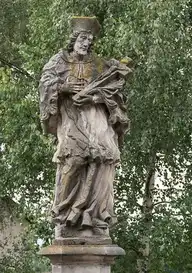 31066