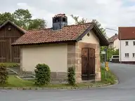 314272