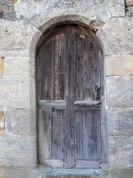 315889