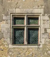 316749