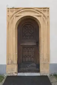 317557