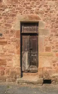 317858