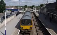 318004